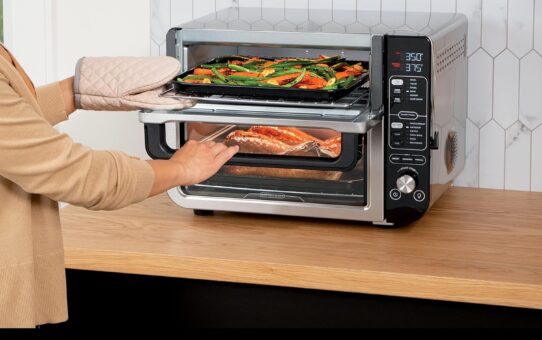 Unleashing Culinary Creativity: The Ninja DCT451 12-in-1 Smart Double Oven